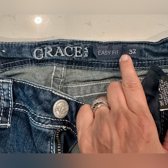 Grace in LA bootcut jeans - Picture 3 of 4
